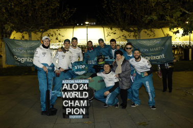 Foto de los disfraces de la Nochevieja 2023 en Pamplona./