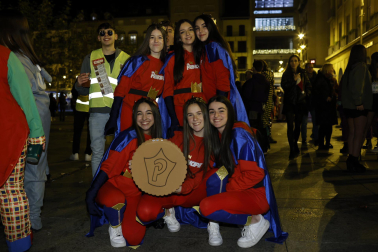 Foto de los disfraces de la Nochevieja 2023 en Pamplona./
