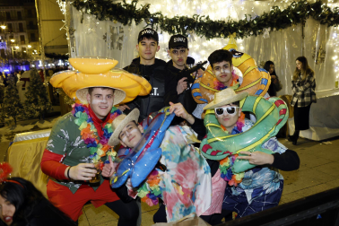 Foto de los disfraces de la Nochevieja 2023 en Pamplona./