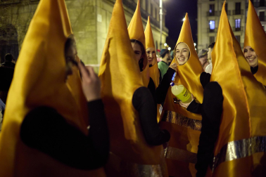 Foto de los disfraces de la Nochevieja 2023 en Pamplona./