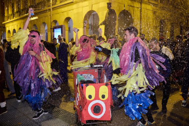 Foto de los disfraces de la Nochevieja 2023 en Pamplona./