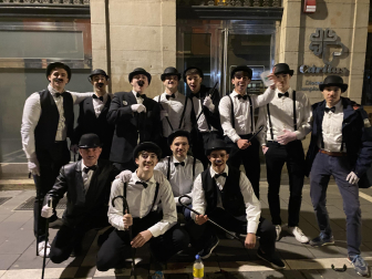 Fotos de los disfraces de la Nochevieja 2023 en Pamplona./