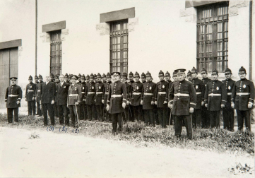 6 DE JUNIO DE 1928. La Guardia Municipal, con su jefe Gálvez Cañero; el teniente alcalde, Berasáin; y el secretario, Sanz González