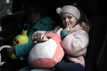 Fotos de la despedida de los niños de Chernobil (Ucrania) que han pasado las Navidades en Navarra.