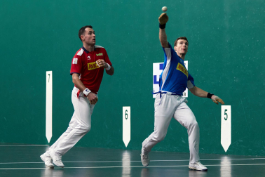 Fotos del Jaka-Mariezkurrena vs. Artola-Imaz.