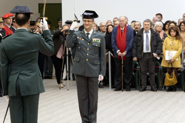 Fotos de la jura de José Miguel Barbero como nuevo responsable de la Comandancia de la Guardia Civil en Navarra.