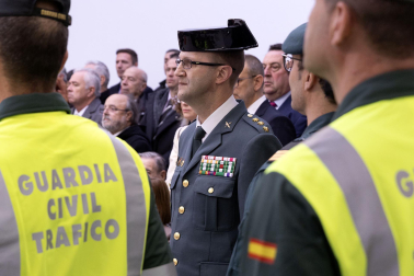 Fotos de la jura de José Miguel Barbero como nuevo responsable de la Comandancia de la Guardia Civil en Navarra.