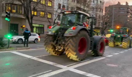 Vídeo con la tractorada por Pamplona