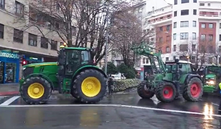 Vídeo con la entrada de los tractores a Pamplona este miércoles