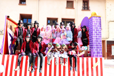 Valtierra recibió en sus calles a espantapájaros o a los personajes de Willy Wonka./