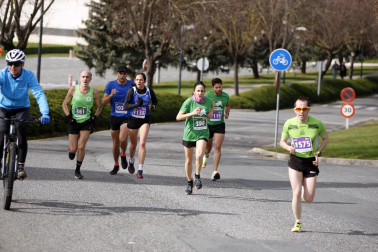 Fotos de la VIII Carrera de los Valientes de Niños contra el Cáncer en Pamplona.