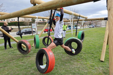 Fotos de la carrera de obstáculos solidaria BBD Extrem en Cizur Menor.