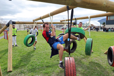Fotos de la carrera de obstáculos solidaria BBD Extrem en Cizur Menor.