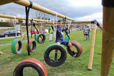 Fotos de la carrera de obstáculos solidaria BBD Extrem en Cizur Menor.