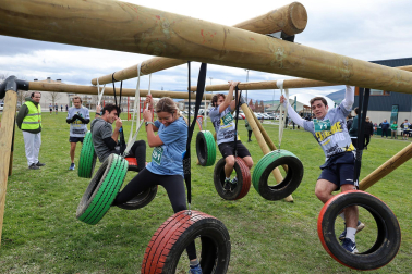 Fotos de la carrera de obstáculos solidaria BBD Extrem en Cizur Menor.