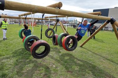 Fotos de la carrera de obstáculos solidaria BBD Extrem en Cizur Menor.