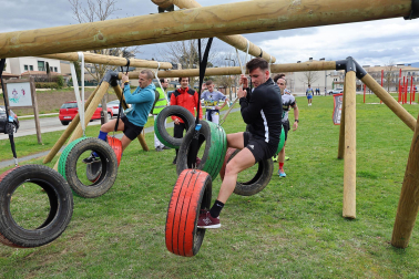 Fotos de la carrera de obstáculos solidaria BBD Extrem en Cizur Menor.