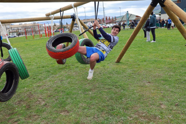 Fotos de la carrera de obstáculos solidaria BBD Extrem en Cizur Menor.