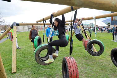 Fotos de la carrera de obstáculos solidaria BBD Extrem en Cizur Menor.