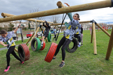 Fotos de la carrera de obstáculos solidaria BBD Extrem en Cizur Menor.
