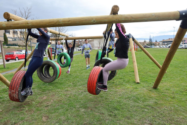Fotos de la carrera de obstáculos solidaria BBD Extrem en Cizur Menor.