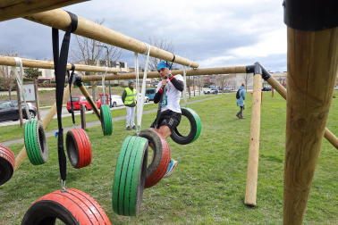 Fotos de la carrera de obstáculos solidaria BBD Extrem en Cizur Menor.