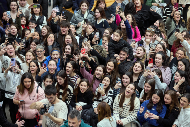 Fotos de la firma de discos de Naiara, Juanjo y Martin, de Operación Triunfo, en La Morea.