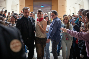 Fotos de la firma de discos de Naiara, Juanjo y Martin, de Operación Triunfo, en La Morea.