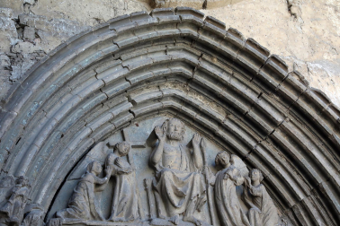 Así luce la iglesia de San Salvador de Sangüesa tras 23 años cerrada por daños estructirales./