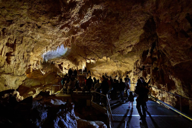 Fotos del día de las Cuevas en Mendukilo.