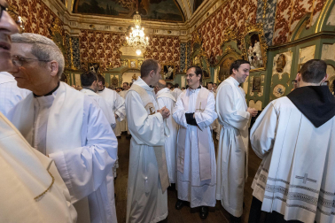 Fotos de la misa crismal en la catedral de Pamplona
