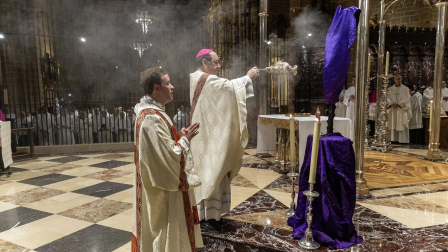Fotos de la misa crismal en la catedral de Pamplona
