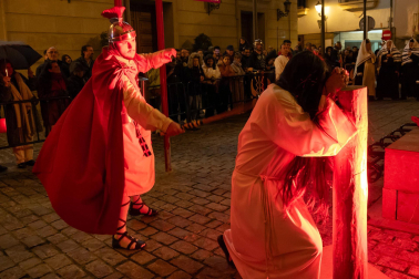 Fotos de la escenificación de la Pasión de Jesús, en la Semana Santa de Tudela.
