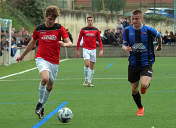 Fotos del partido entre Zarramonza y la Universidad de Navarra