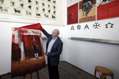 Presentación del cartel de la Feria del Toro de San Fermín 2024, obra del pintor santanderino Indalecio Sobrino Junco.
