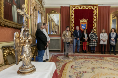 Recepción al Ángel de Aralar en el Ayuntamiento de Pamplona.