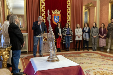 Recepción al Ángel de Aralar en el Ayuntamiento de Pamplona.