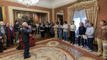 Recepción al Ángel de Aralar en el Ayuntamiento de Pamplona.