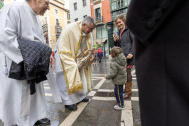 Recepción al Ángel de Aralar en el Ayuntamiento de Pamplona.