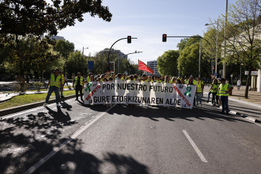 Manifestación de agricultores en el centro de Pamplona./