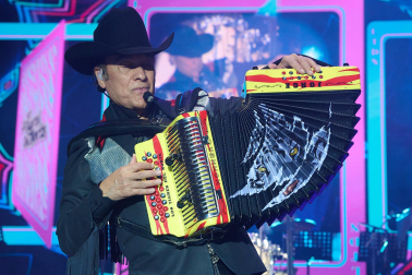 Fotos del concierto de Los Tigres en el Navarra Arena. /