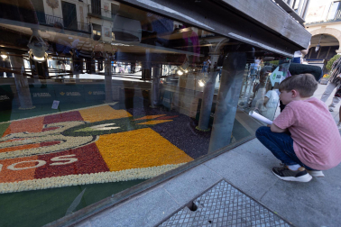 Fotos del inicio de las fiestas de la verdura en Tudela. /