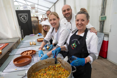 Fotos del inicio de las fiestas de la verdura en Tudela. /