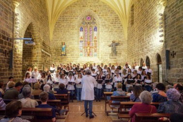 Fotos del concierto de la Escolanía Nora de Sangüesa./