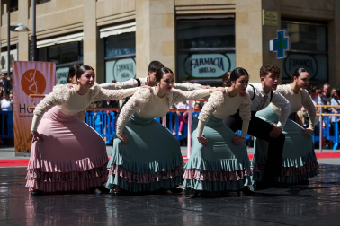 Celebración del Día de la Danza en Carlos III
