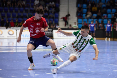 Fotos de la victoria del Osasuna Magna frente al Córdoba. /