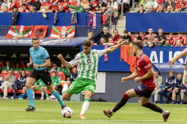 Fotos del Osasuna 0-2 Betis en El Sadar