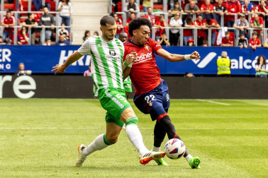 Fotos del Osasuna 0-2 Betis en El Sadar