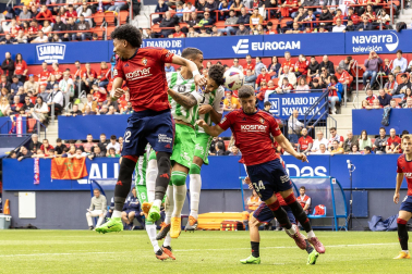 Fotos del Osasuna 0-2 Betis en El Sadar
