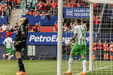 Fotos del Osasuna 0-2 Betis en El Sadar